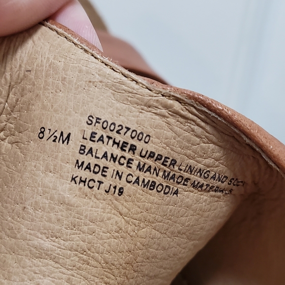 Softt brand open toe sandal, Size 8.5M, in Caramel - Picture 9 of 9